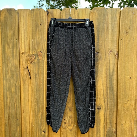 Madewell Black & White Graphgrid Track Dolphin Hem Tapered Trousers Women’s - Picture 1 of 10